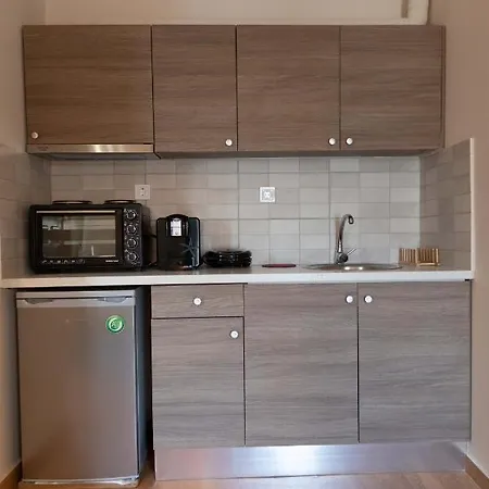 The Brand New House Meets The Ideal Location Apt1 Apartment
